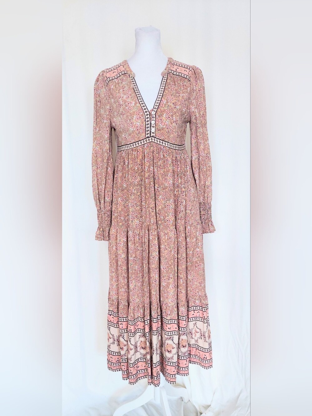 In Loom Floral Border Print Midi Dress Size Small